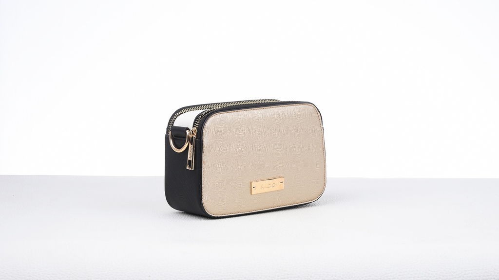 Satchel Crossbody Bag In Signature Canvas