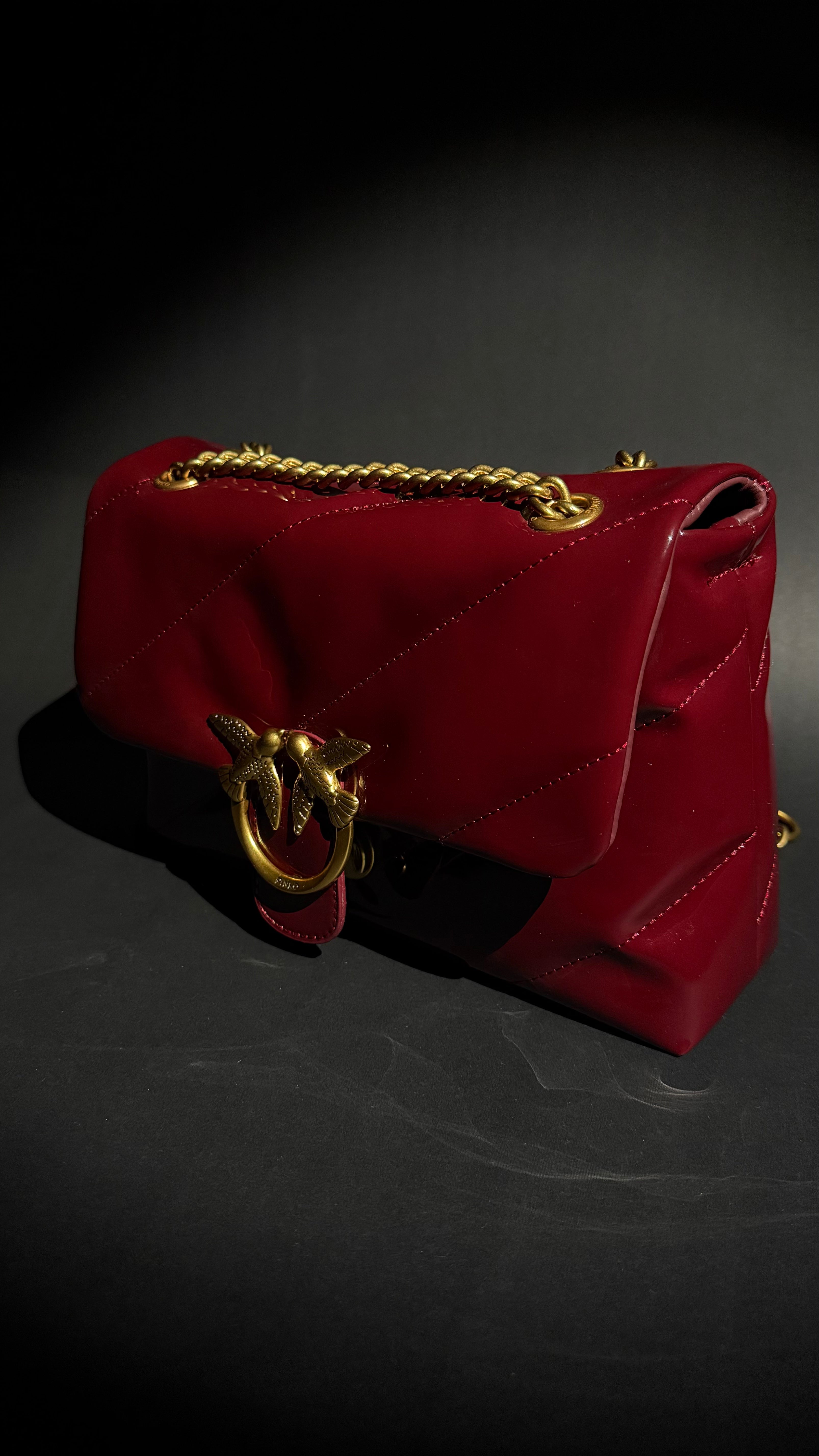 Love baby puff bag in red leather